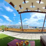 דירה Roof